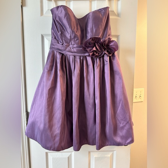 Elegant Purple Satin Mini Dress w/ Pockets Size 14 | Cocktail, Party, Wedding - Picture 1 of 13